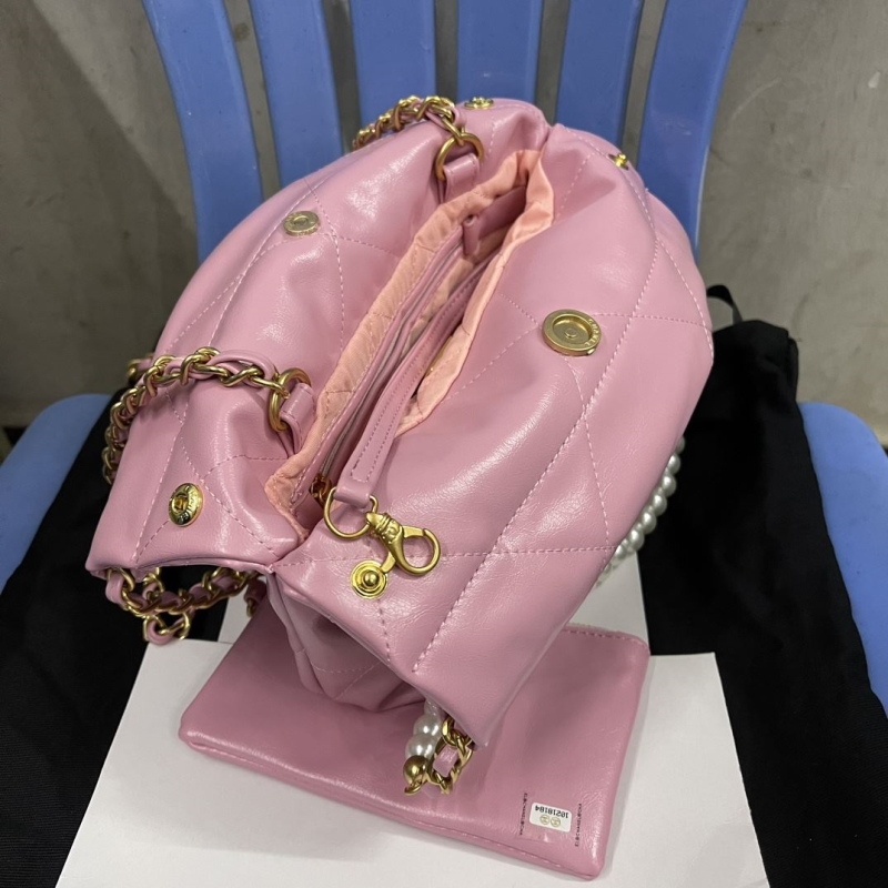 Ch**el hobo 22 bags